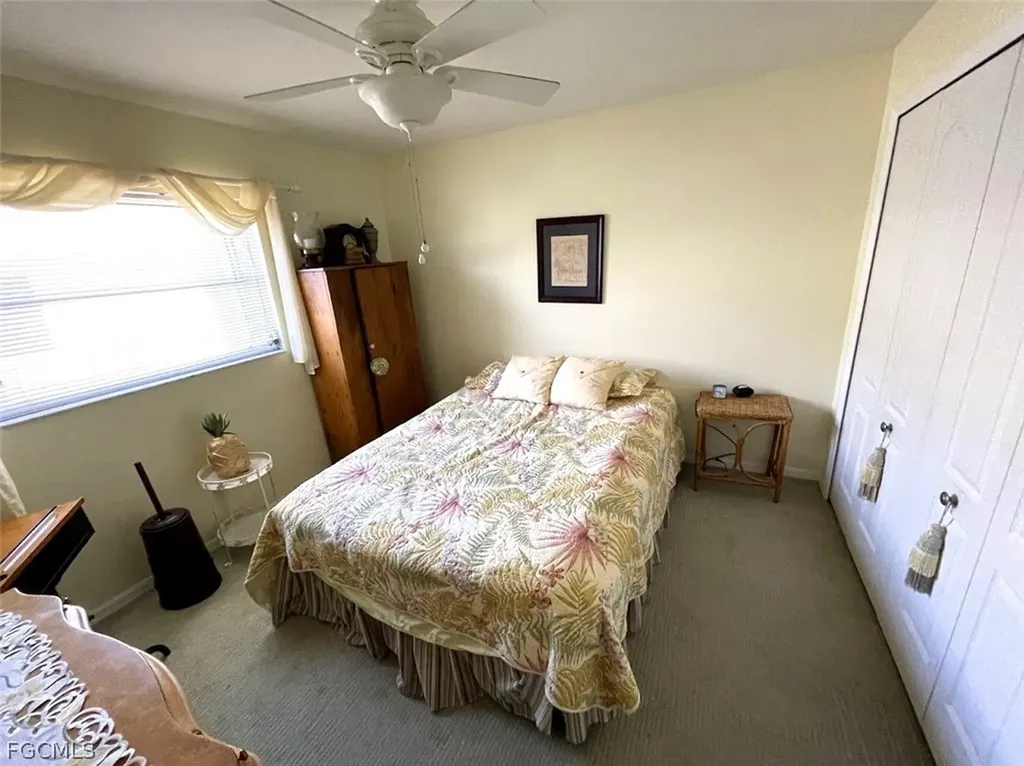 1926 SE 10th Place Cape Coral FL 33990