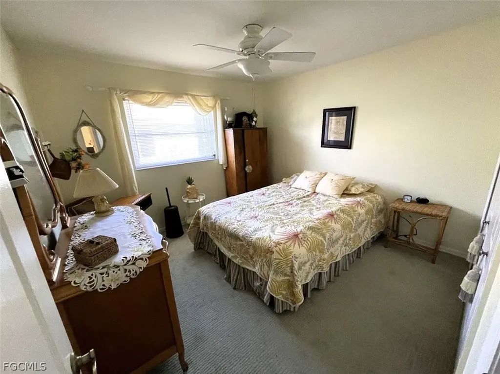 1926 SE 10th Place Cape Coral FL 33990