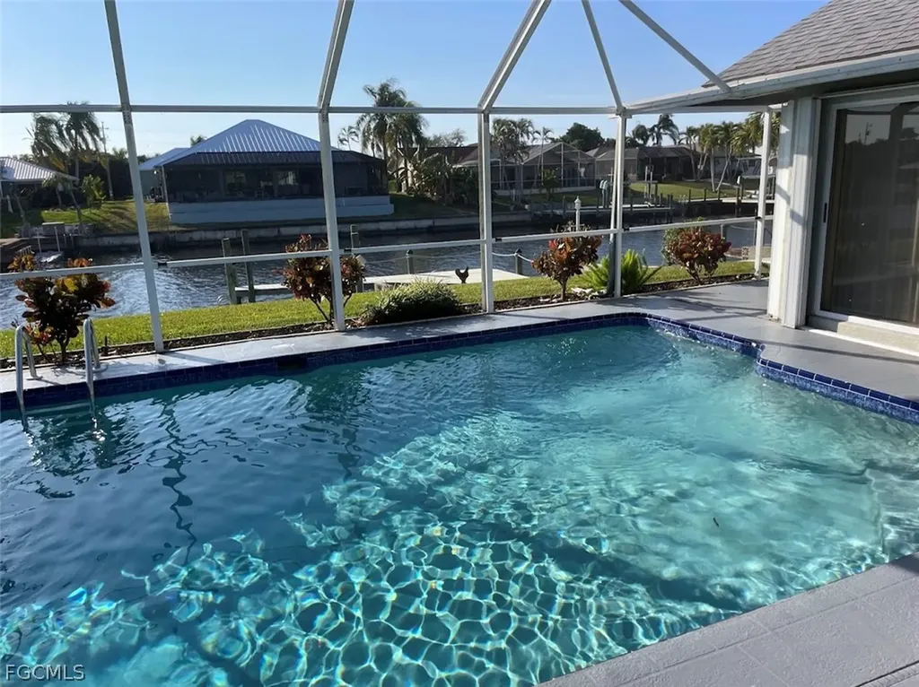 1926 SE 10th Place Cape Coral FL 33990