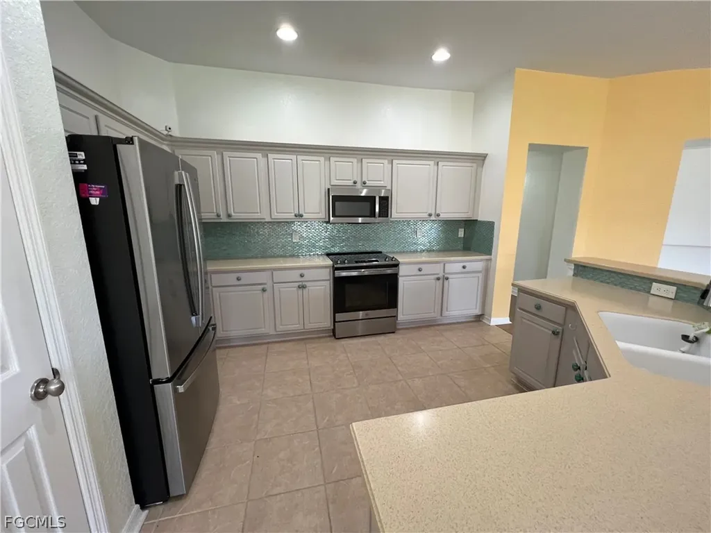 8000 Fountain Mist Boulevard Lehigh Acres FL 33972