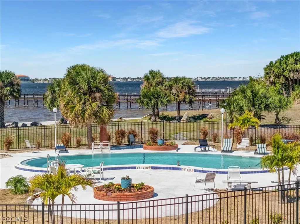 12498 Riverside Drive Fort Myers FL 33919