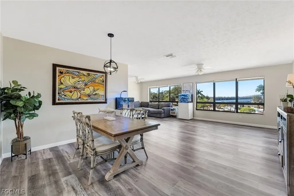 12498 Riverside Drive Fort Myers FL 33919