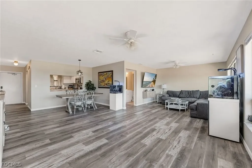 12498 Riverside Drive Fort Myers FL 33919