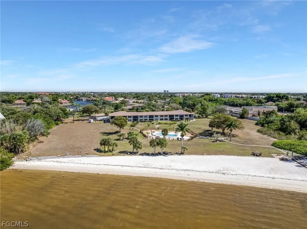 12498 Riverside Drive Fort Myers FL 33919