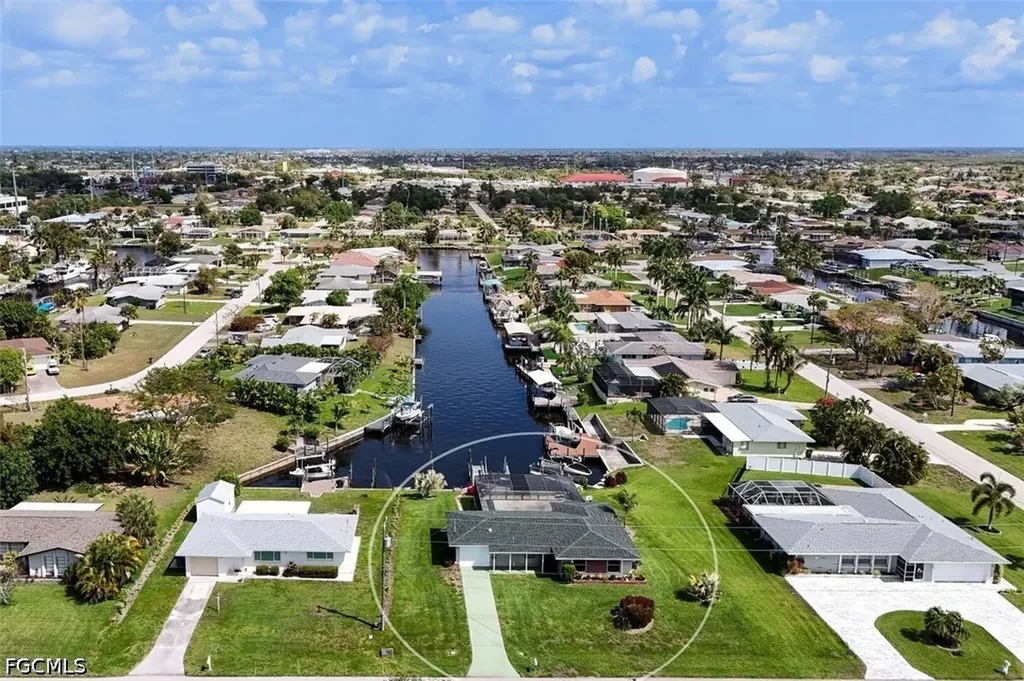 1721 SE 29th Lane Cape Coral FL 33904