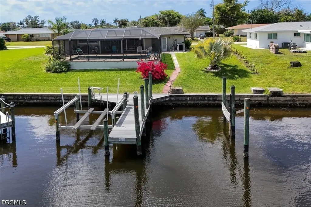 1721 SE 29th Lane Cape Coral FL 33904