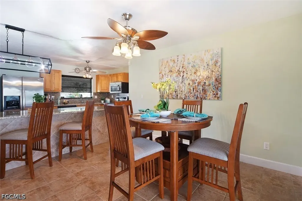 1721 SE 29th Lane Cape Coral FL 33904