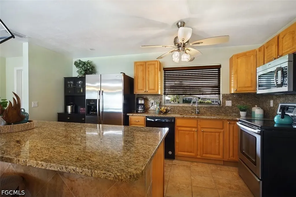 1721 SE 29th Lane Cape Coral FL 33904