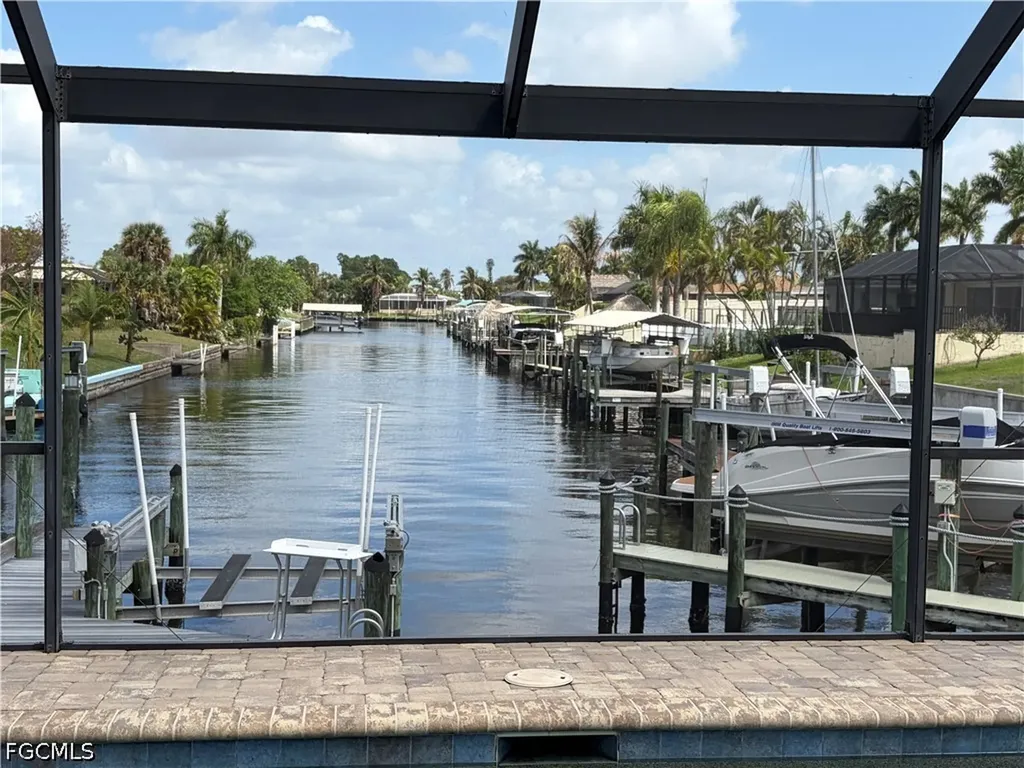 1721 SE 29th Lane Cape Coral FL 33904