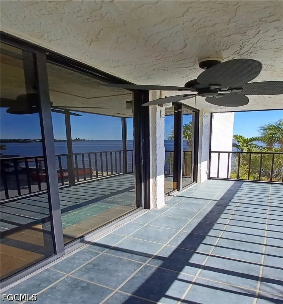 3490 N Key Drive North Fort Myers FL 33903