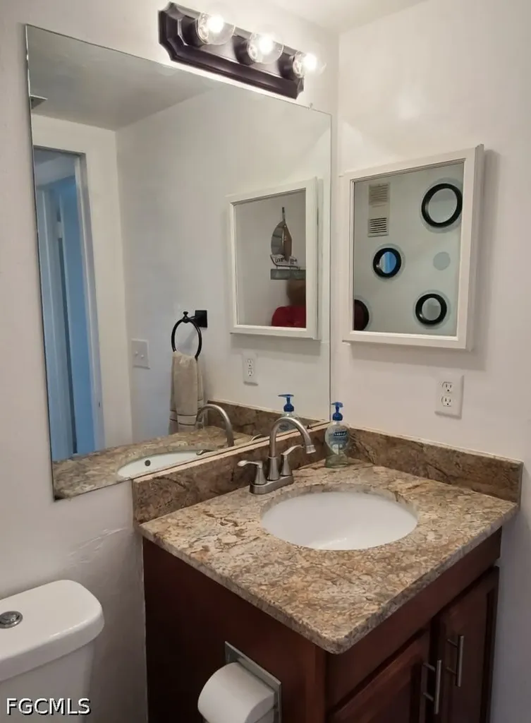 3490 N Key Drive North Fort Myers FL 33903