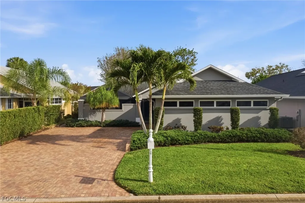 9455 Palm Island Circle North Fort Myers FL 33903