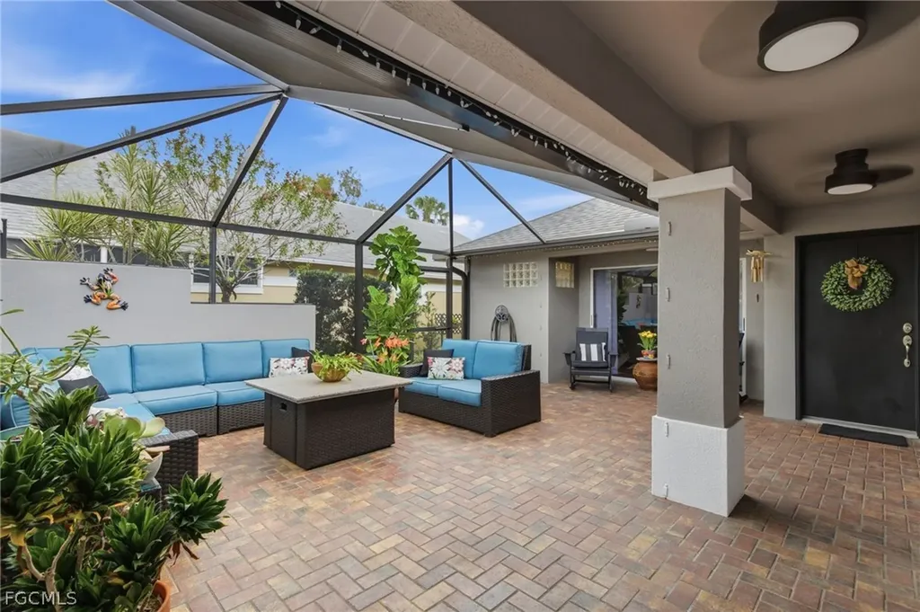 9455 Palm Island Circle North Fort Myers FL 33903