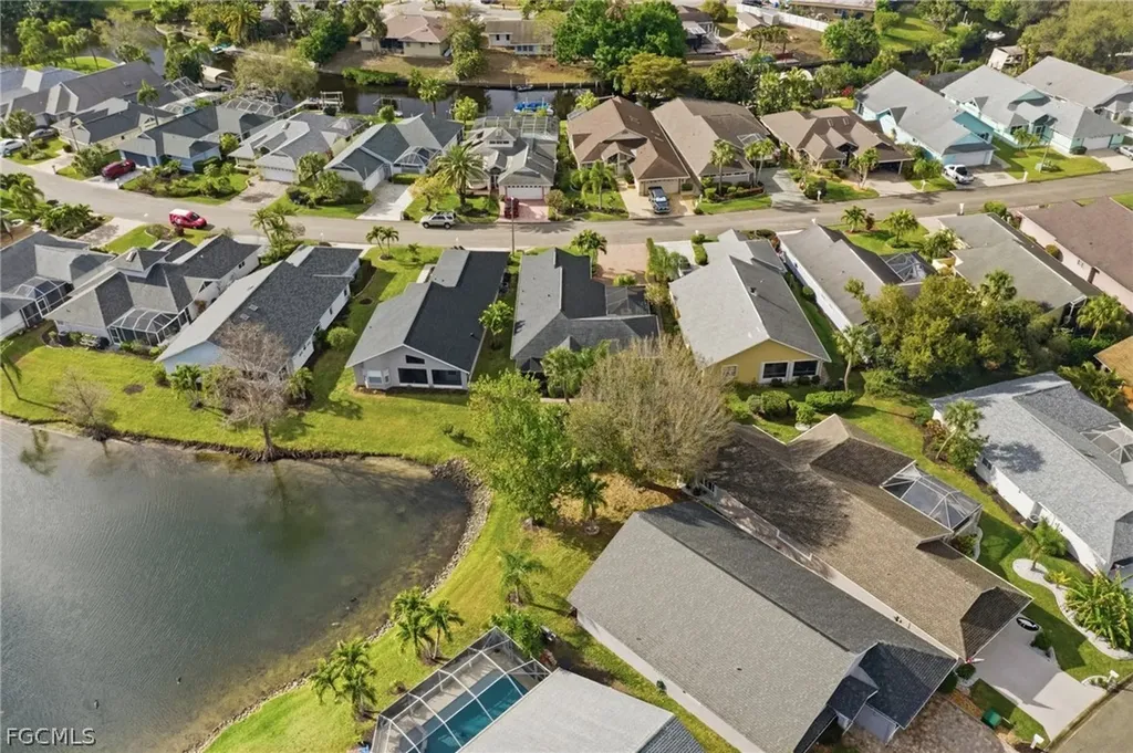 9455 Palm Island Circle North Fort Myers FL 33903