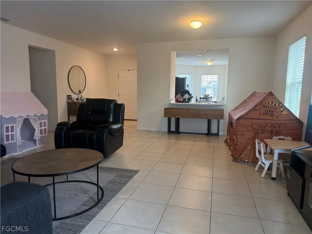 2624 NE 7th Avenue Cape Coral FL 33909