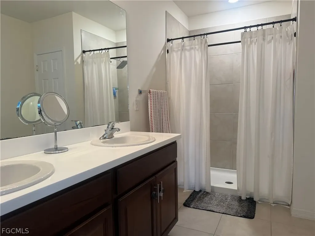 2624 NE 7th Avenue Cape Coral FL 33909