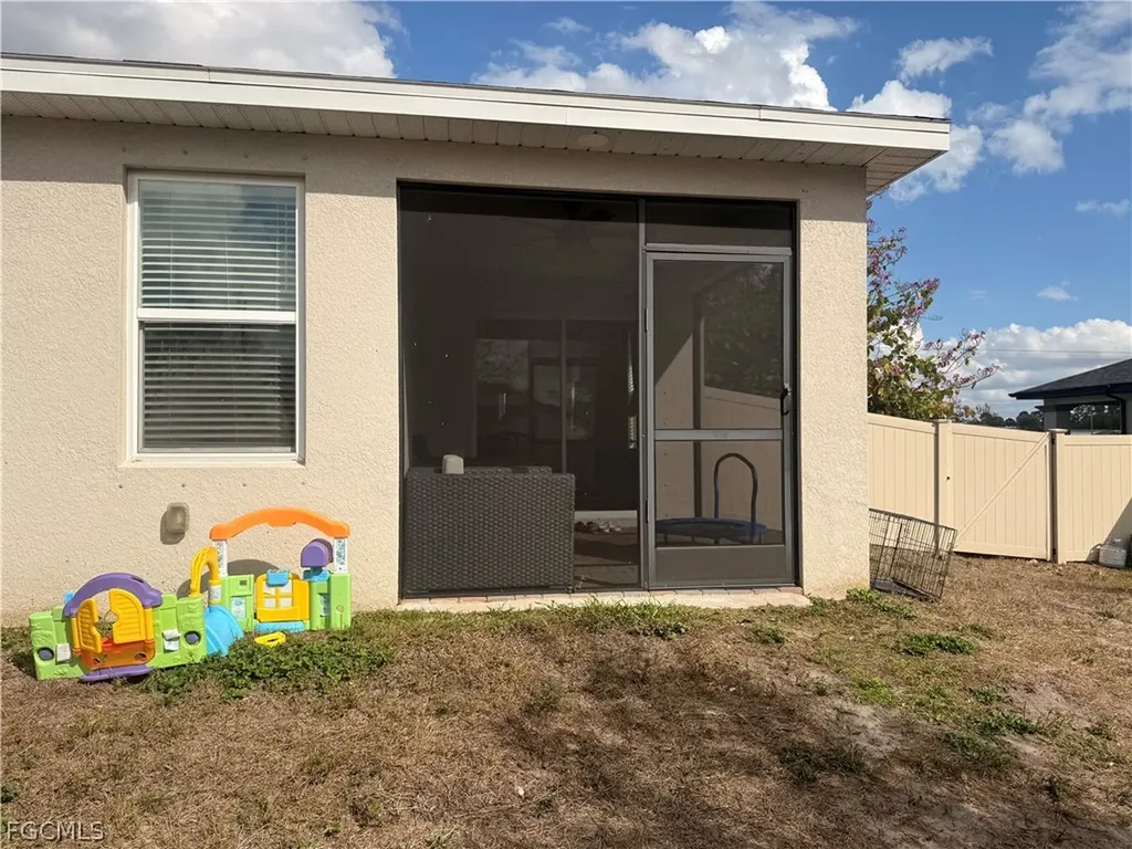 2624 NE 7th Avenue Cape Coral FL 33909