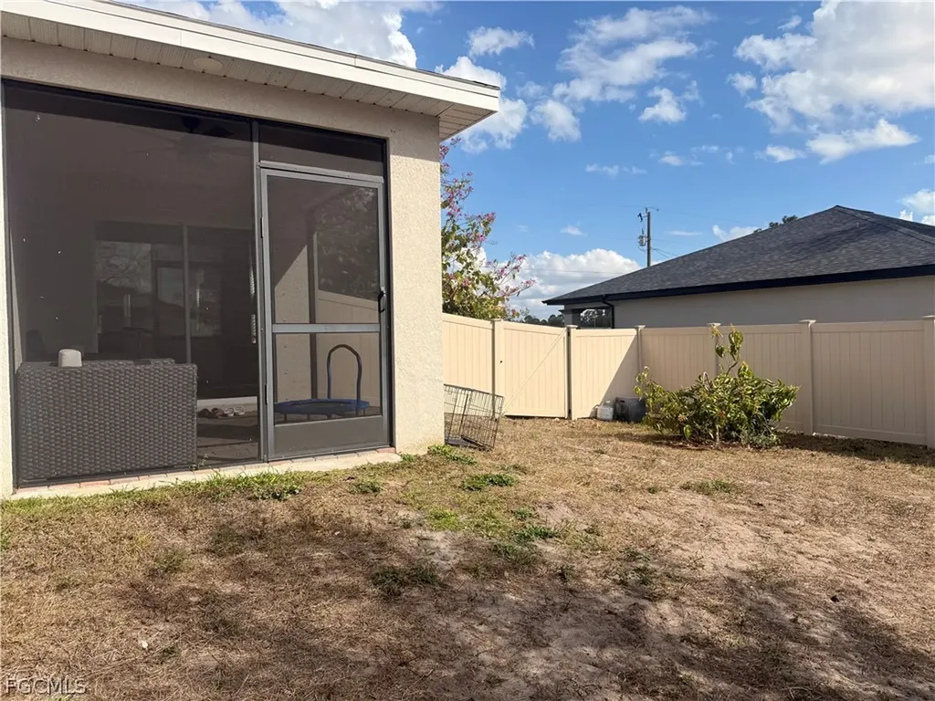 2624 NE 7th Avenue Cape Coral FL 33909
