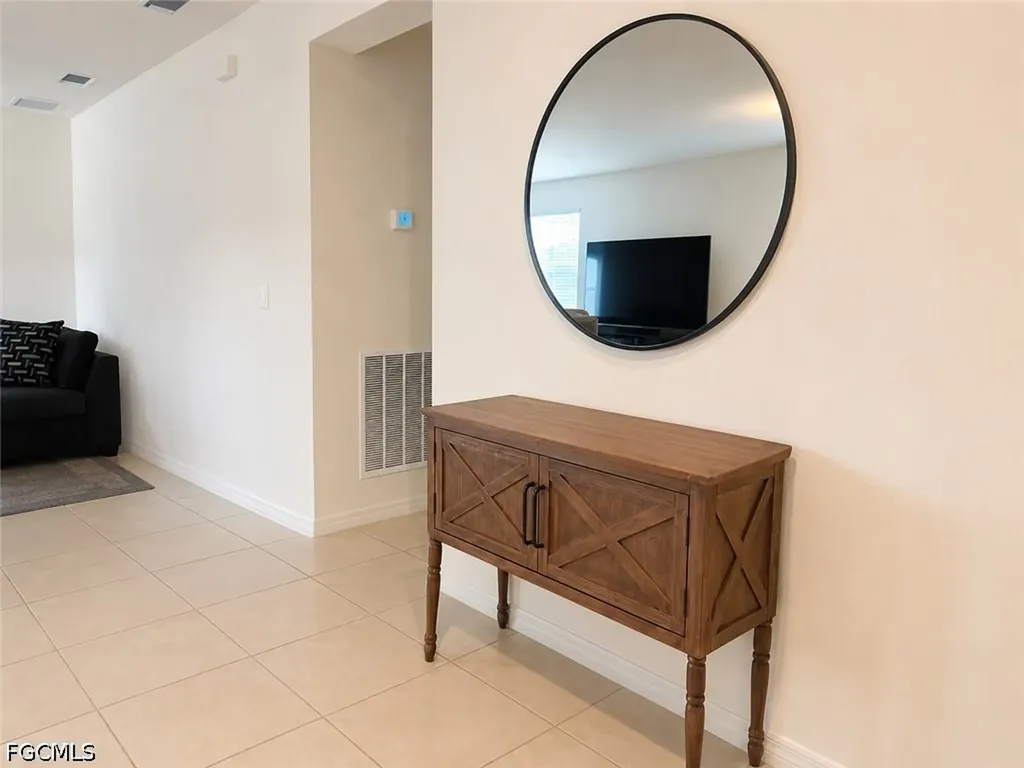 2624 NE 7th Avenue Cape Coral FL 33909