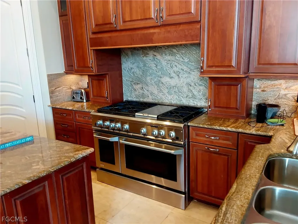 15130 Intracoastal Court Fort Myers FL 33908