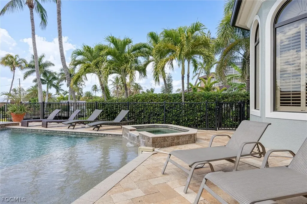 15130 Intracoastal Court Fort Myers FL 33908