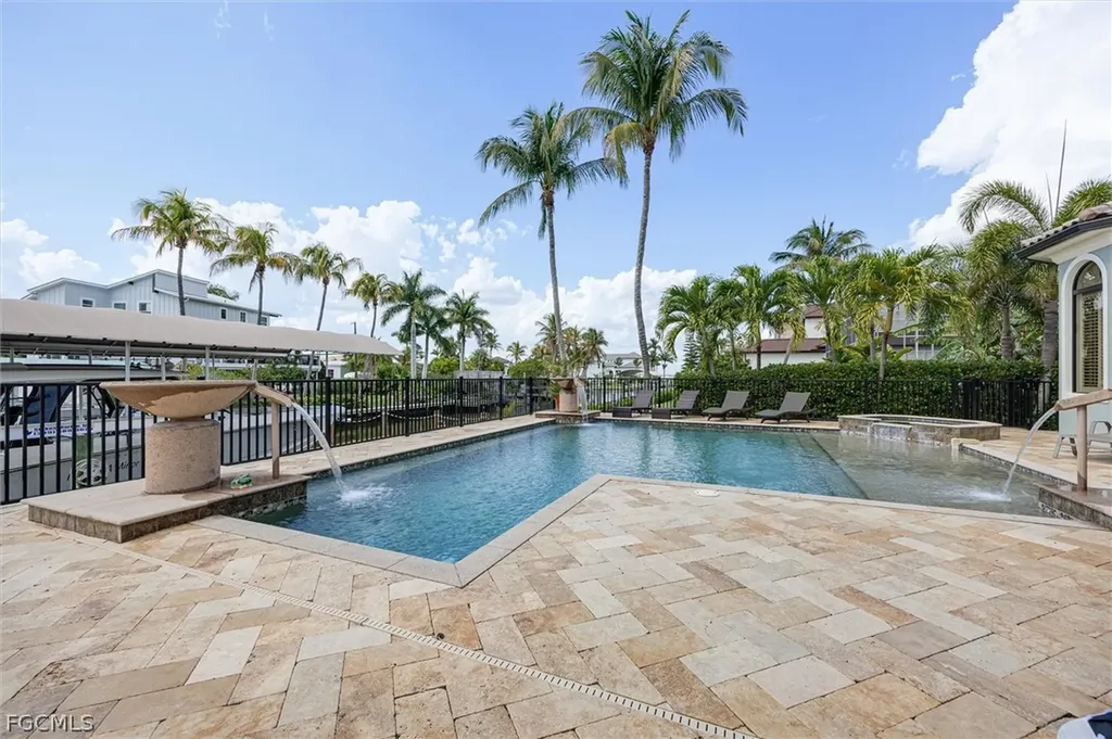 15130 Intracoastal Court Fort Myers FL 33908