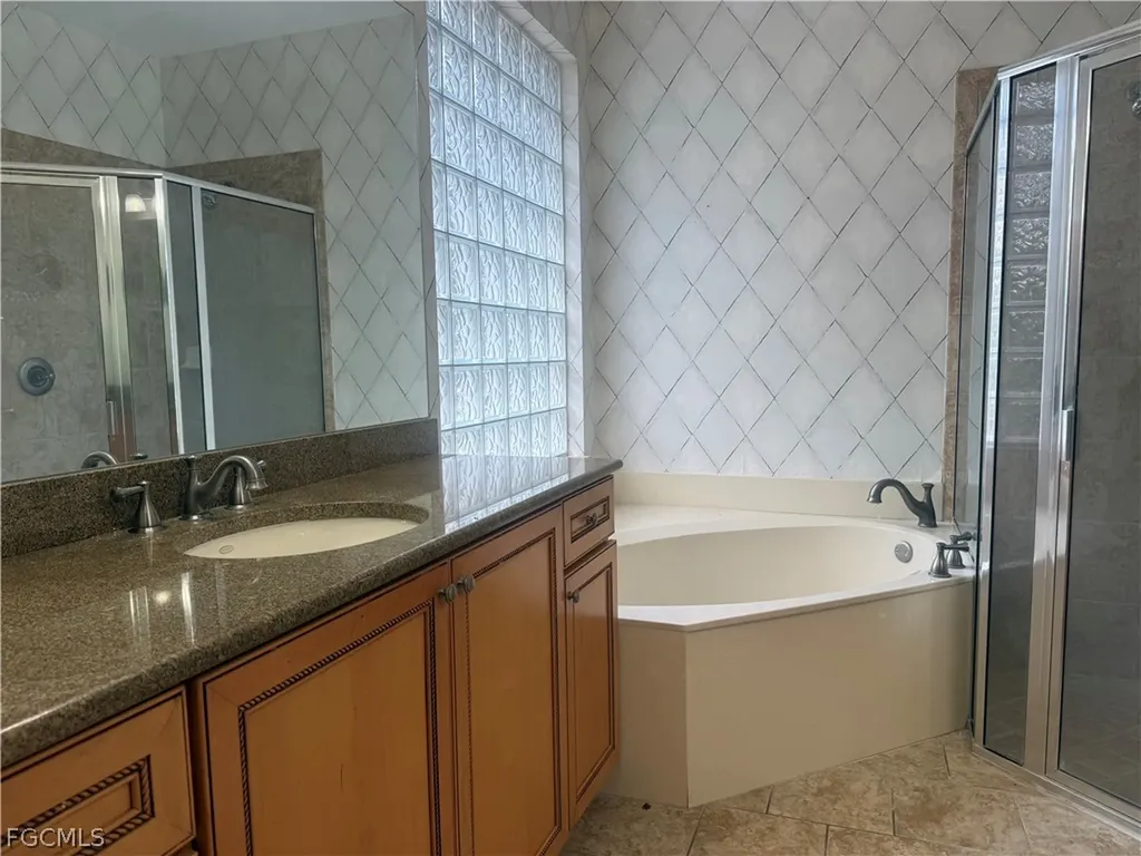 10812 Marble Brook Boulevard Lehigh Acres FL 33936