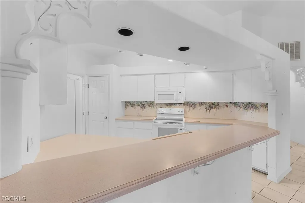 9439 Palm Island Circle North Fort Myers FL 33903