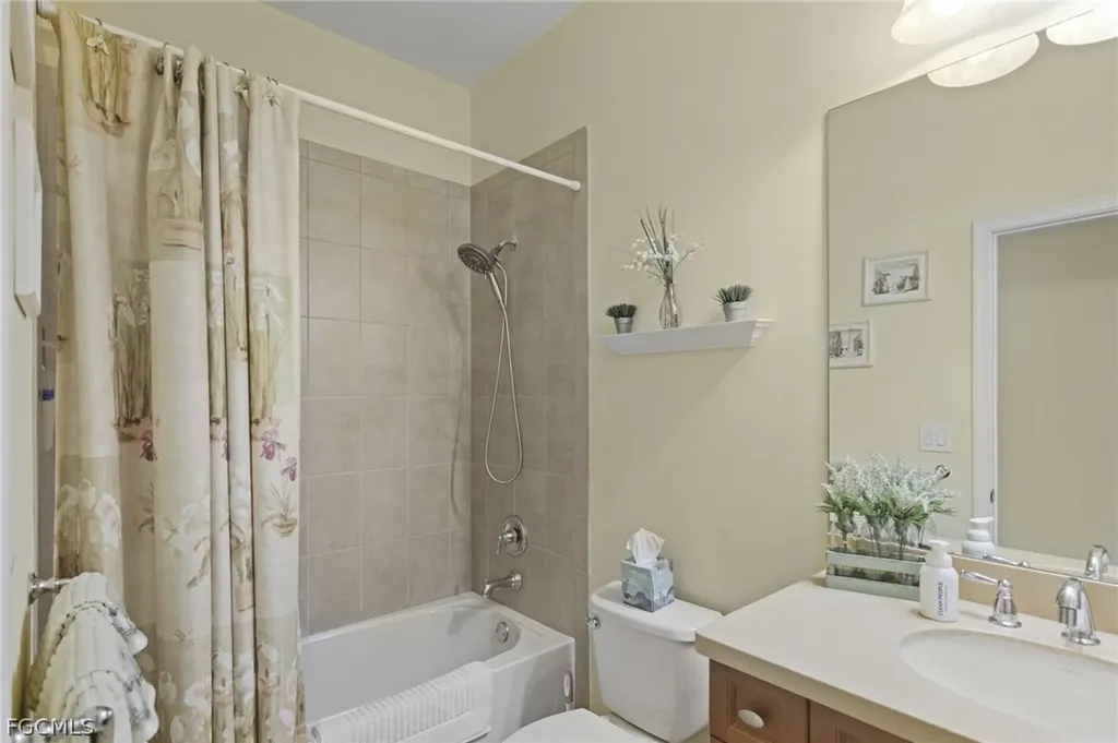 6645 Alden Woods Circle Naples FL 34113