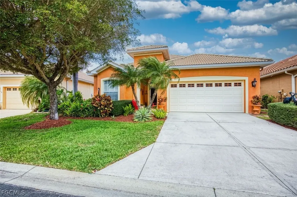 9710 Las Casas Drive Fort Myers FL 33919