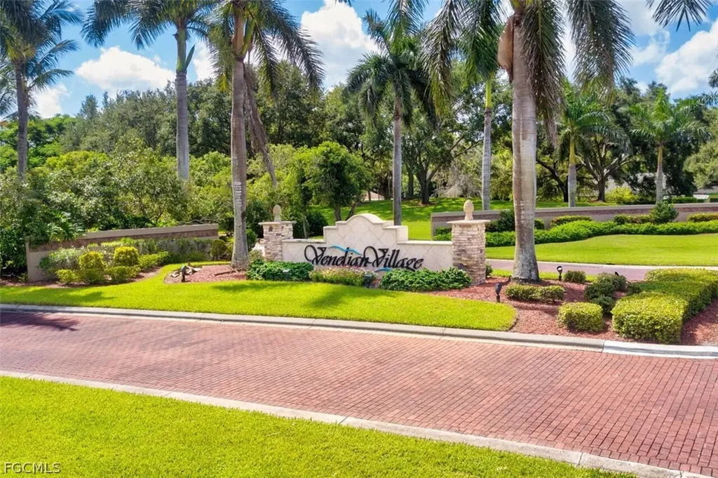 9710 Las Casas Drive Fort Myers FL 33919