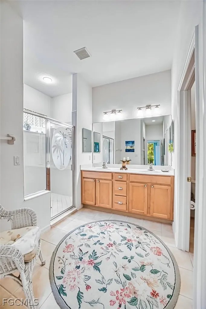 9710 Las Casas Drive Fort Myers FL 33919