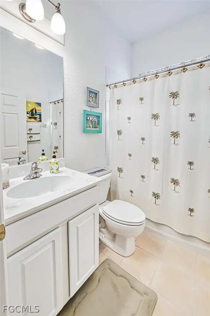 9710 Las Casas Drive Fort Myers FL 33919