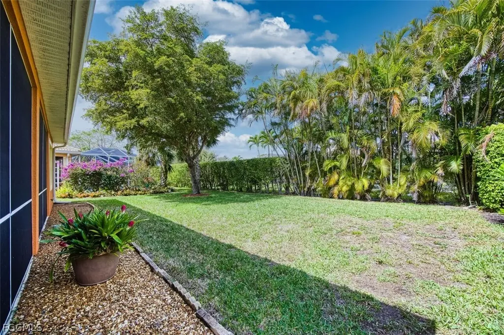 9710 Las Casas Drive Fort Myers FL 33919