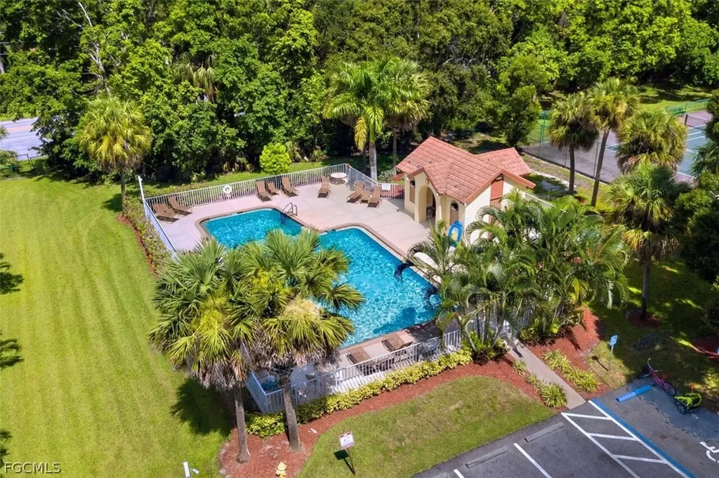 9710 Las Casas Drive Fort Myers FL 33919