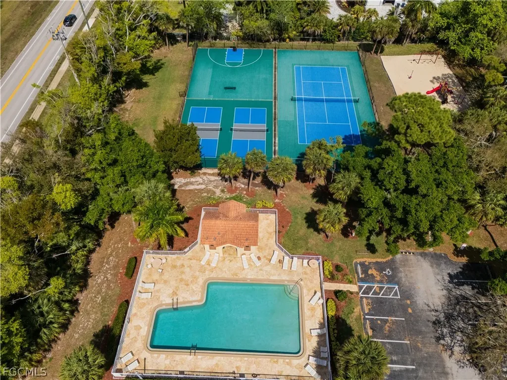 9710 Las Casas Drive Fort Myers FL 33919