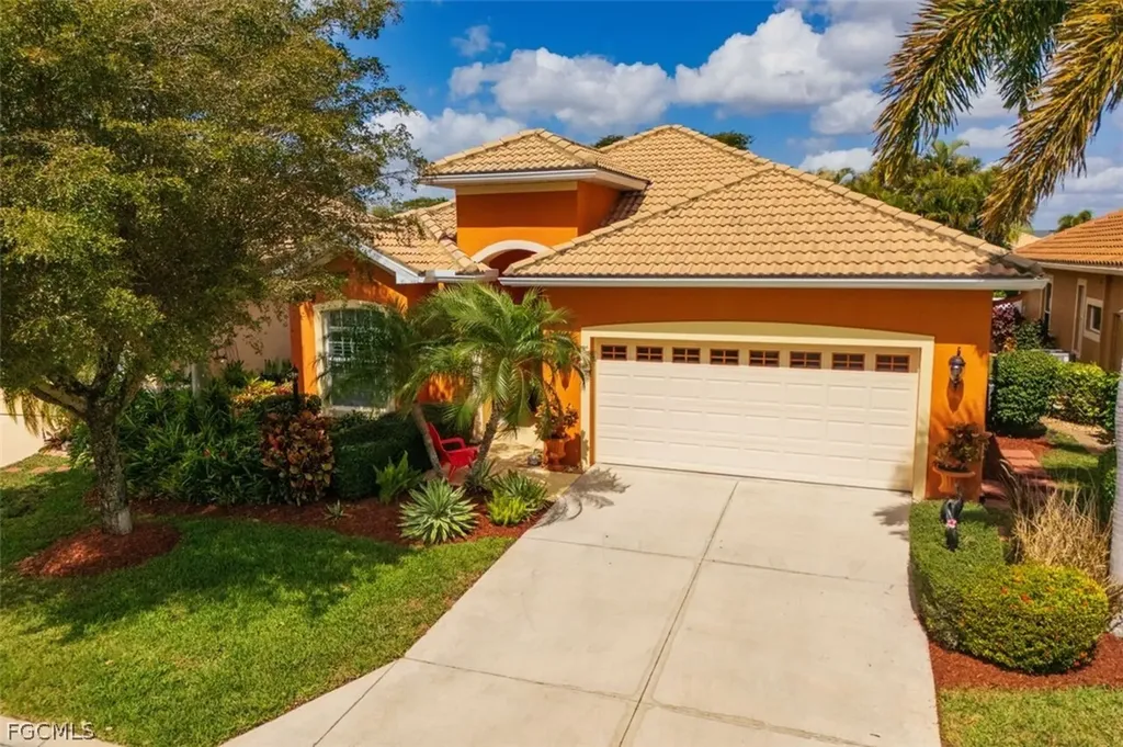 9710 Las Casas Drive Fort Myers FL 33919