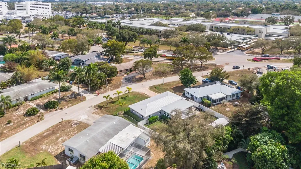 1758 Woodlawn Avenue Fort Myers FL 33901