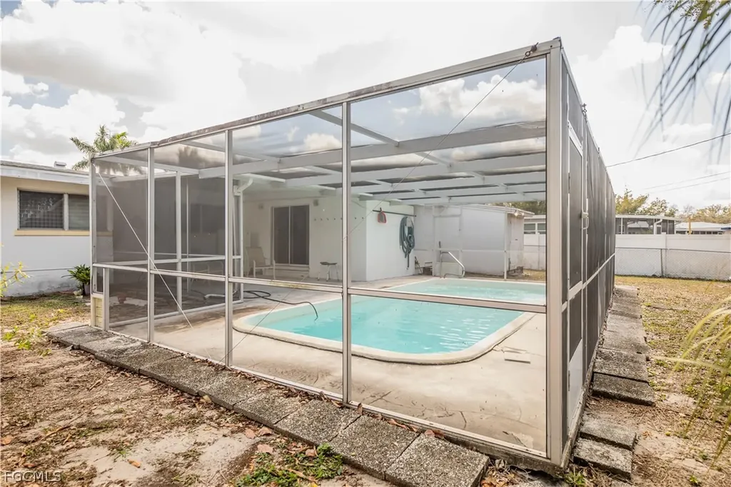 1758 Woodlawn Avenue Fort Myers FL 33901