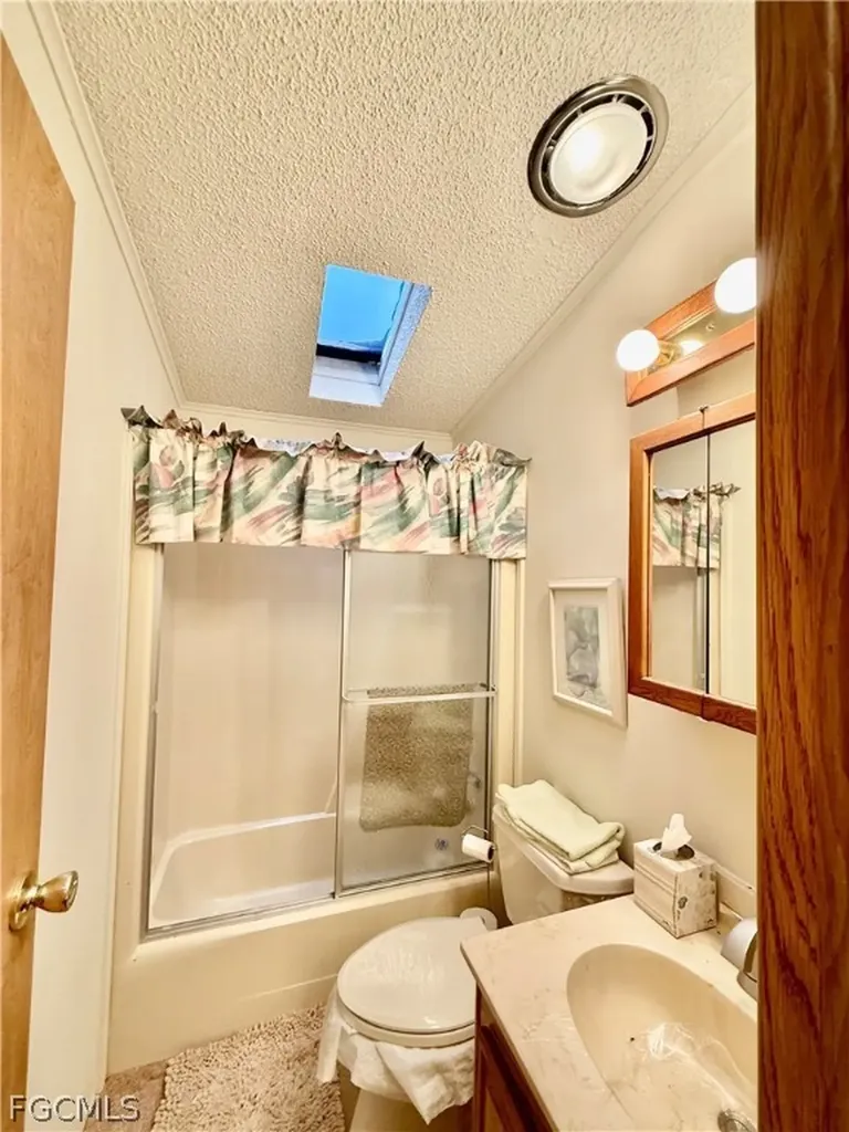 565 Cattleya Refuge Naples FL 34114