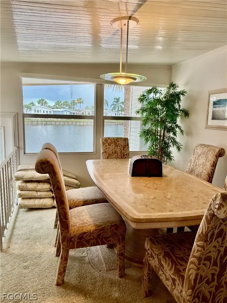 565 Cattleya Refuge Naples FL 34114