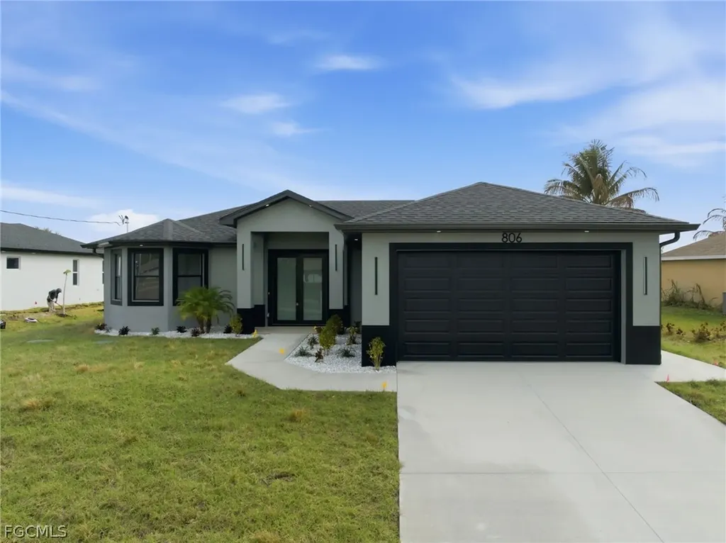 806 Fred Avenue N Lehigh Acres FL 33971