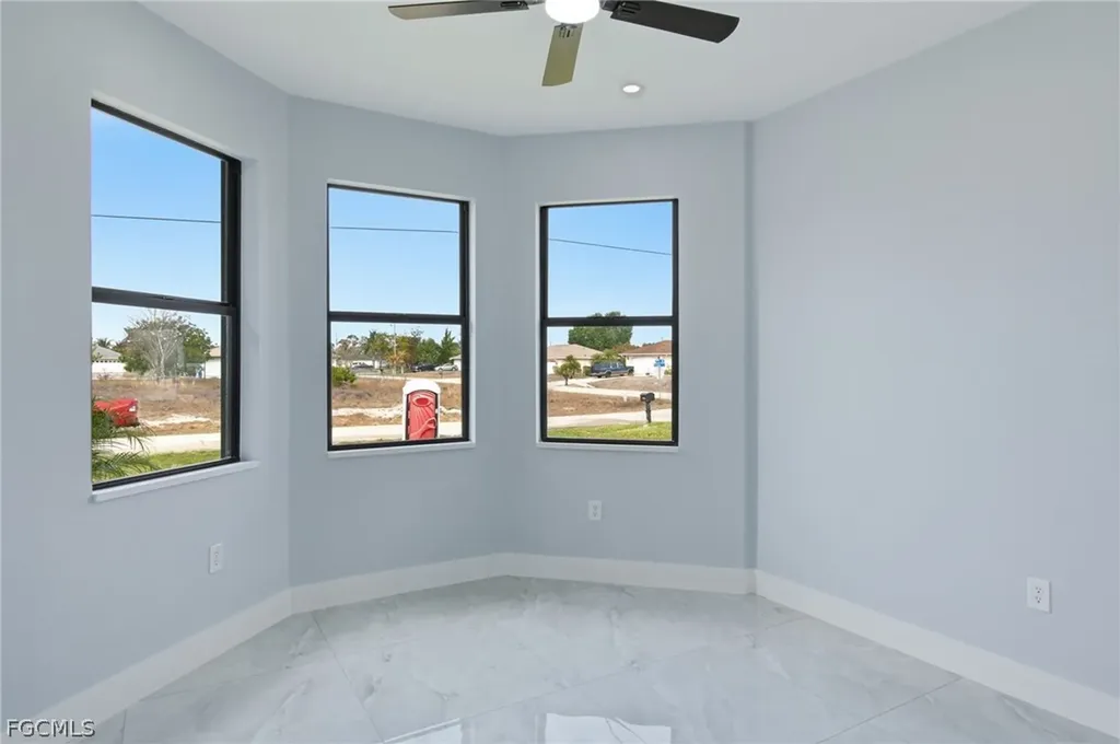 806 Fred Avenue N Lehigh Acres FL 33971