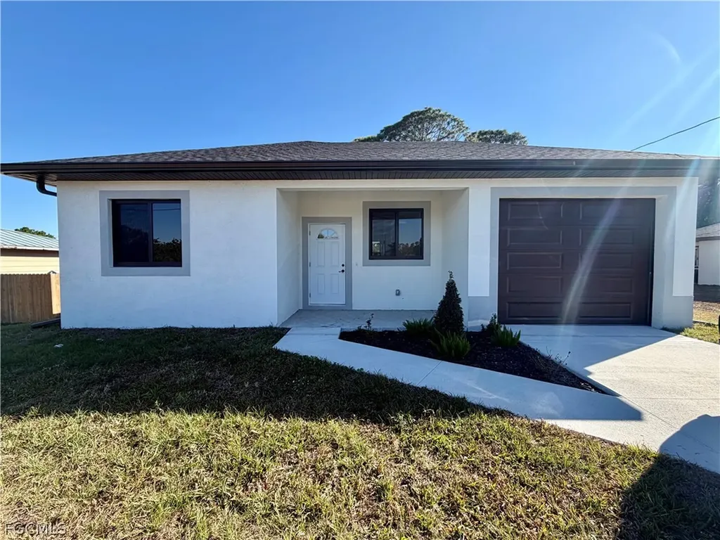 3705 8th Street SW Lehigh Acres FL 33976
