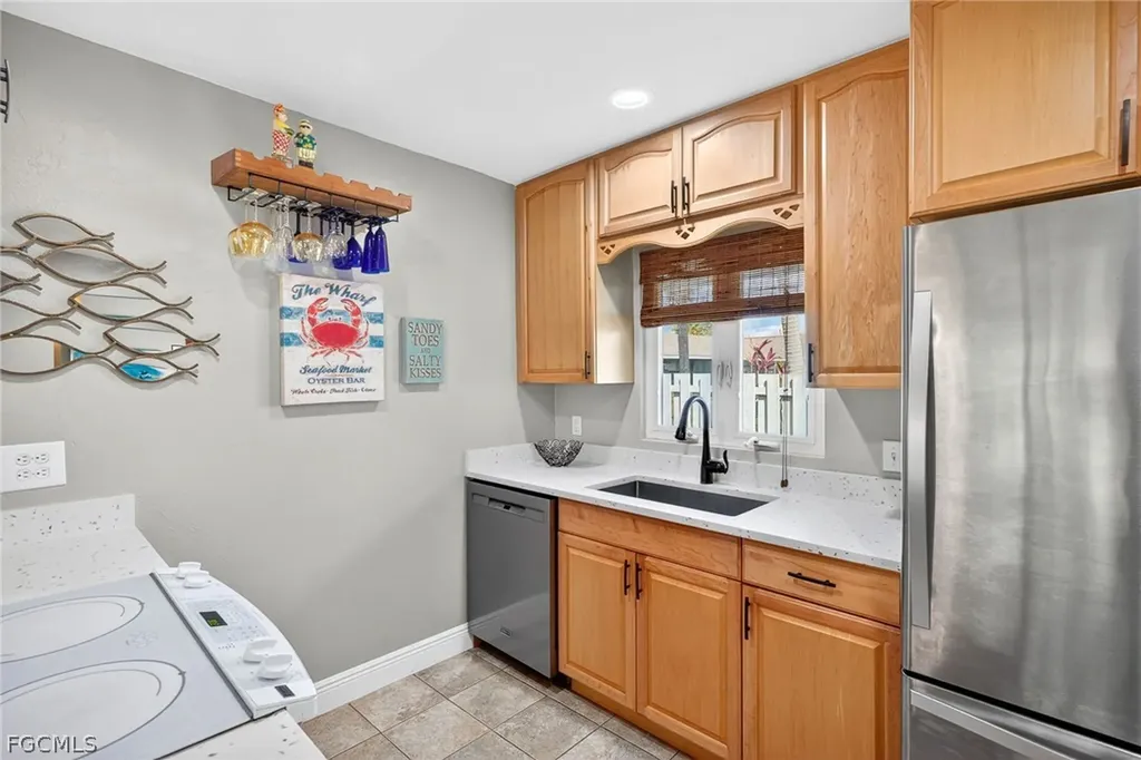 4257 Island Circle Fort Myers FL 33919