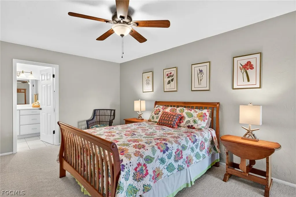 4257 Island Circle Fort Myers FL 33919