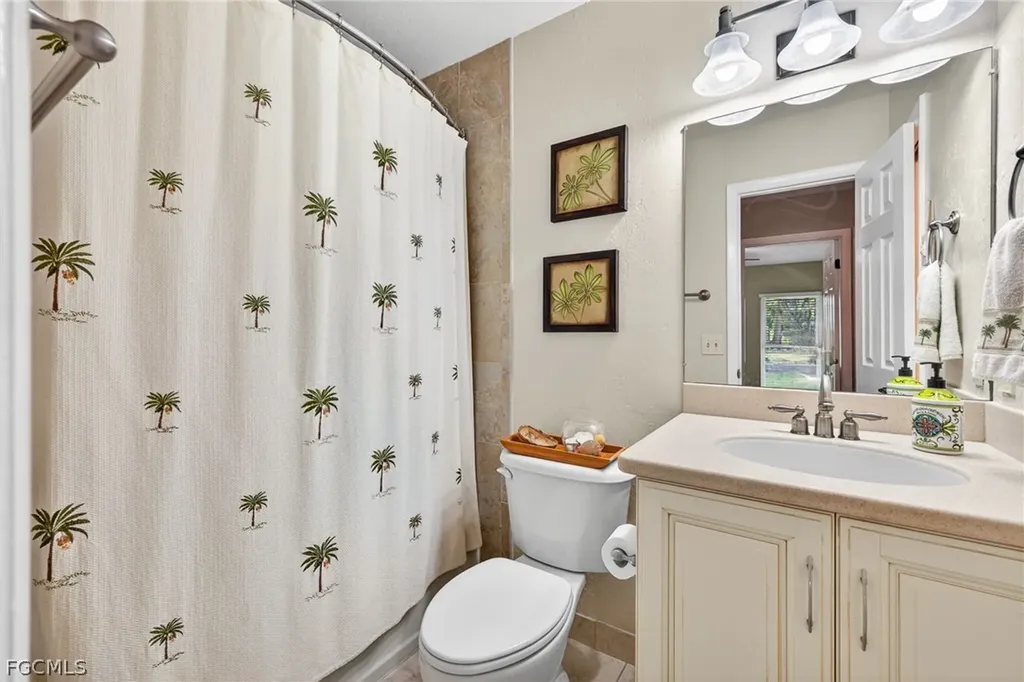 4257 Island Circle Fort Myers FL 33919