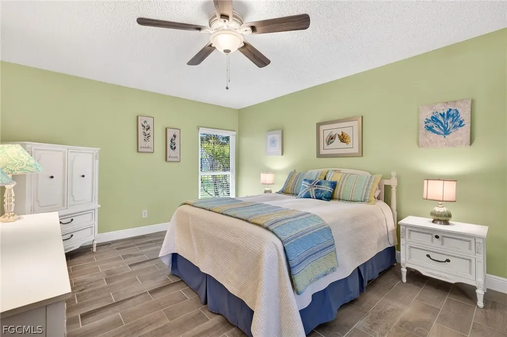 4257 Island Circle Fort Myers FL 33919