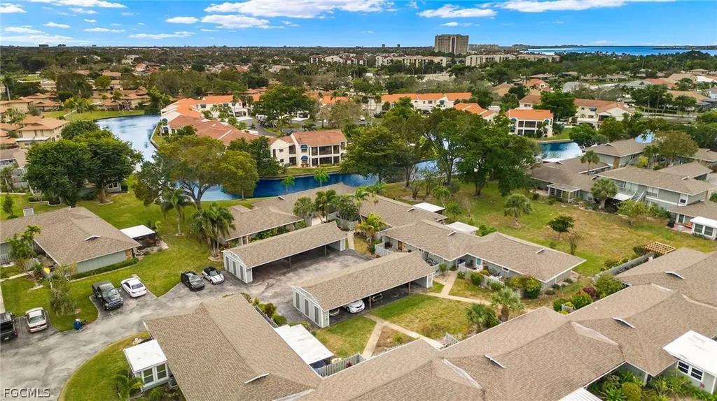 4257 Island Circle Fort Myers FL 33919
