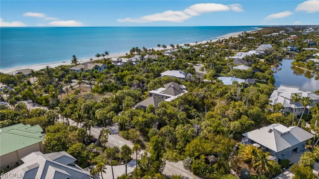 933 Strangler Fig Lane Sanibel FL 33957